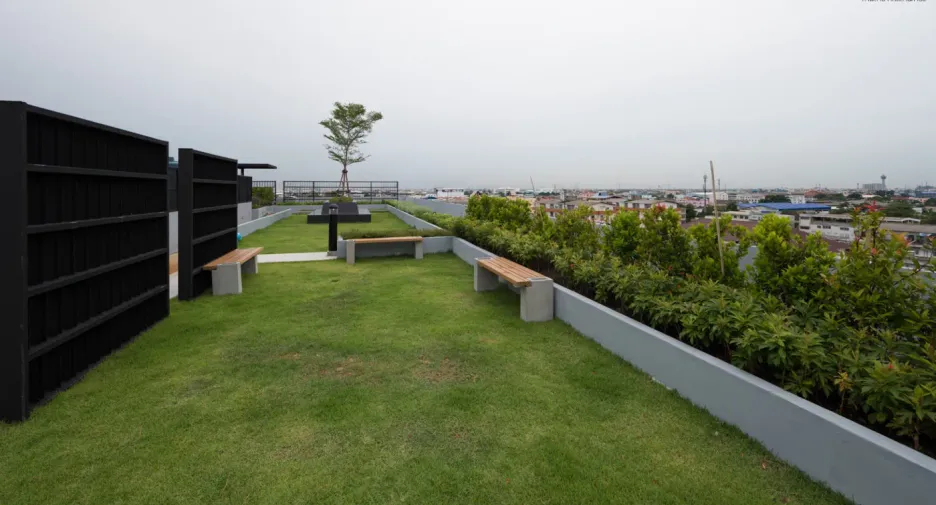 For sale 1 bed condo in Mueang Samut Prakan, Samut Prakan