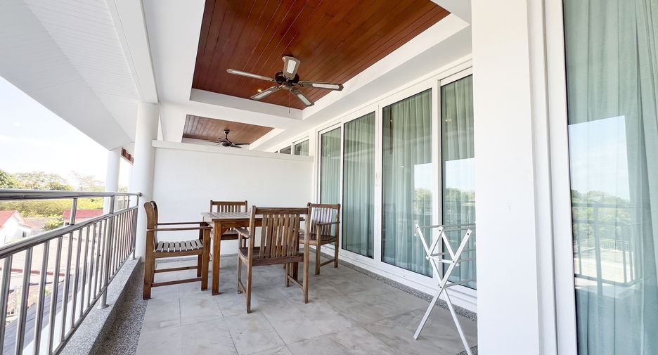 For rent 2 bedrooms condo in Mueang Phuket, Phuket