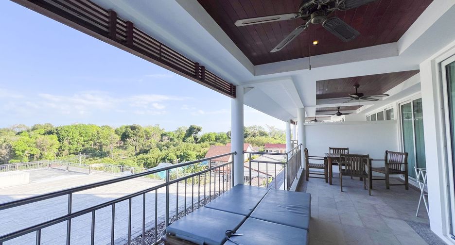 For rent 2 bedrooms condo in Mueang Phuket, Phuket