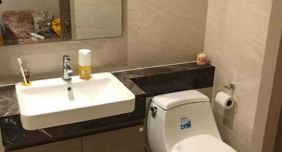 For rent 1 bed condo in Bang Rak, Bangkok