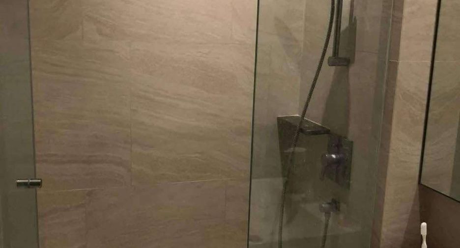 For rent 1 bed condo in Bang Rak, Bangkok