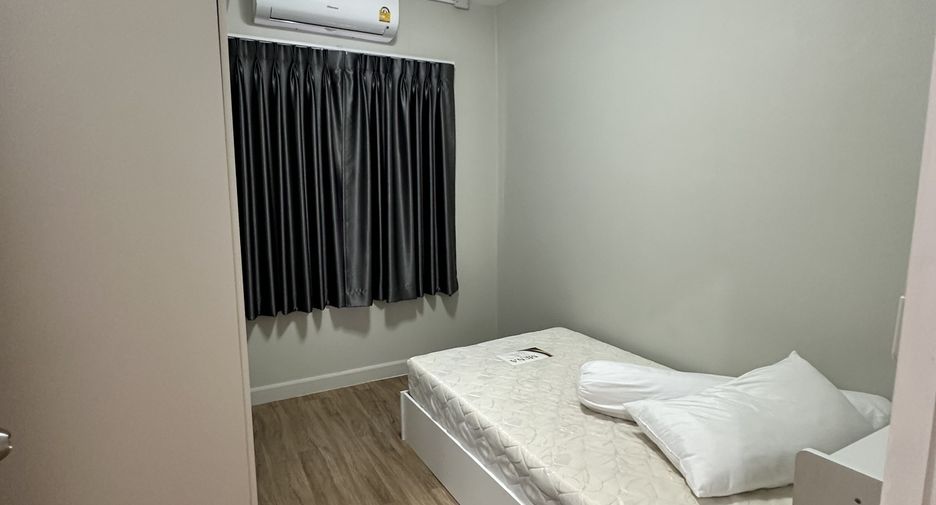 For rent 3 bedrooms townhouse in Thalang, Phuket
