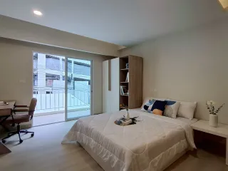 Reihenhaus zur Miete mit 4 Zimmer in Bang Phlat, Bangkok