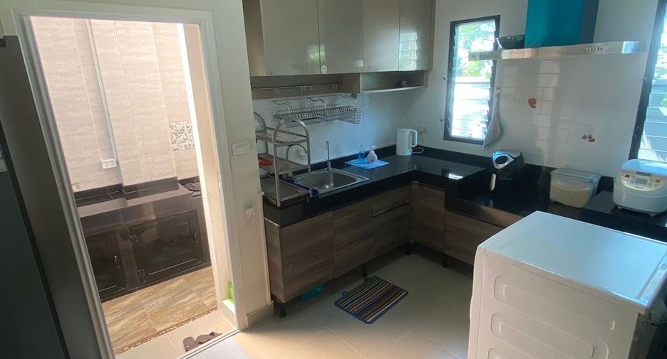 For rent 5 ベッドルーム house in Bang Phli, Samut Prakan