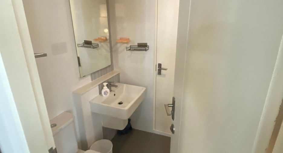 For rent 5 ベッドルーム house in Bang Phli, Samut Prakan