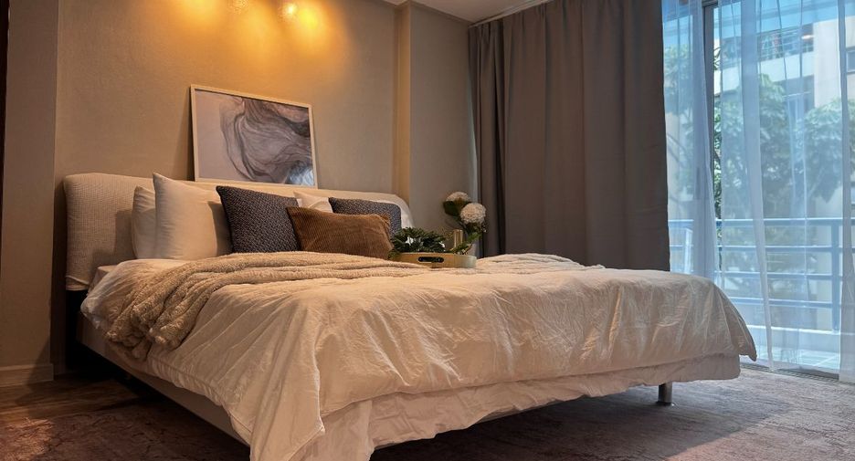 For rent 1 bed condo in Khlong Toei, Bangkok