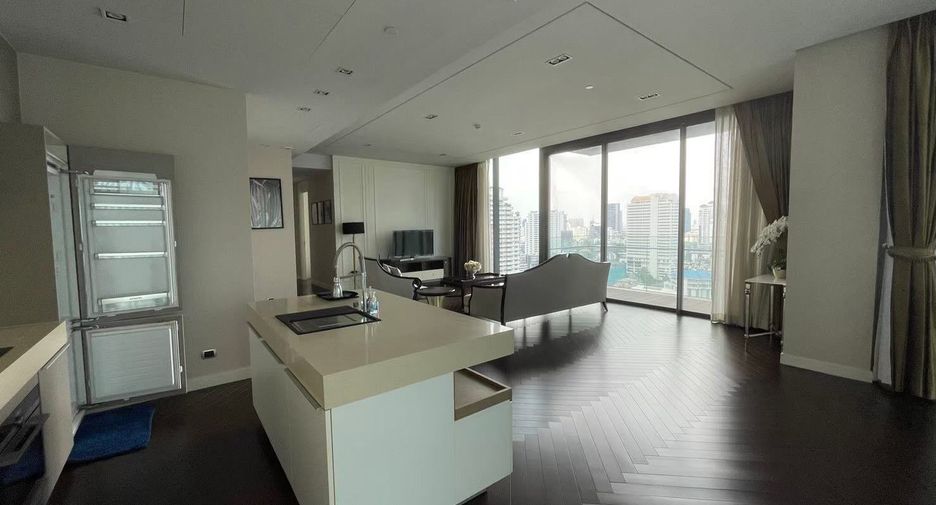 Condo en venta y en alquiler de 3 habitaciones en Khlong Toei, Bangkok