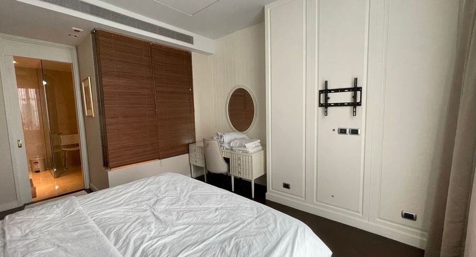 Condo en venta y en alquiler de 3 habitaciones en Khlong Toei, Bangkok