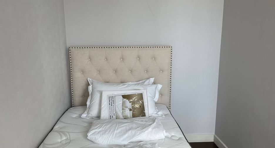 Condo en venta y en alquiler de 3 habitaciones en Khlong Toei, Bangkok