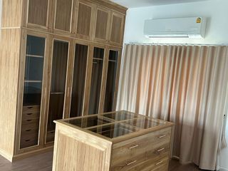 出租 3 卧室 联排别墅 在 Suan Luang, 曼谷