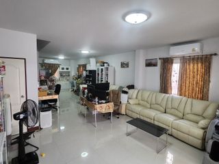 出售 3 卧室 联排别墅 在 Bang Phli, Samut Prakan