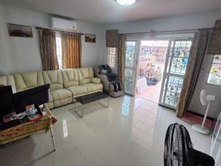 出售 3 卧室 联排别墅 在 Bang Phli, Samut Prakan