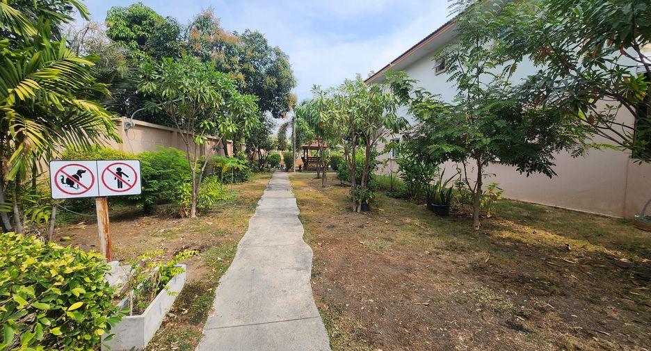 For sale 3 bedrooms townhouse in Bang Phli, Samut Prakan