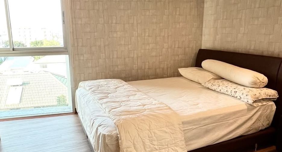 À louer 2 chambres condo à Din Daeng, Bangkok