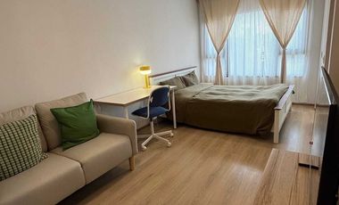 Condo en alquiler de 1 habitaciones en Khlong Toei, Bangkok