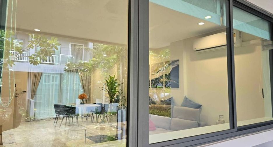 For rent 3 bedrooms townhouse in Thalang, Phuket