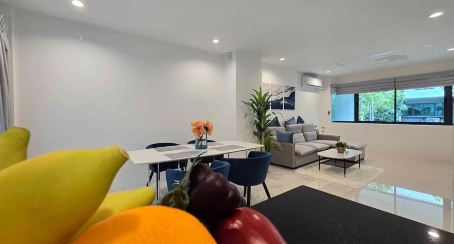 For rent 3 bedrooms townhouse in Thalang, Phuket