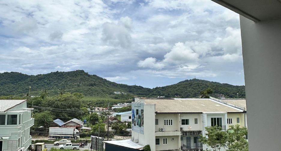 For rent 3 bedrooms villa in Mueang Phuket, Phuket