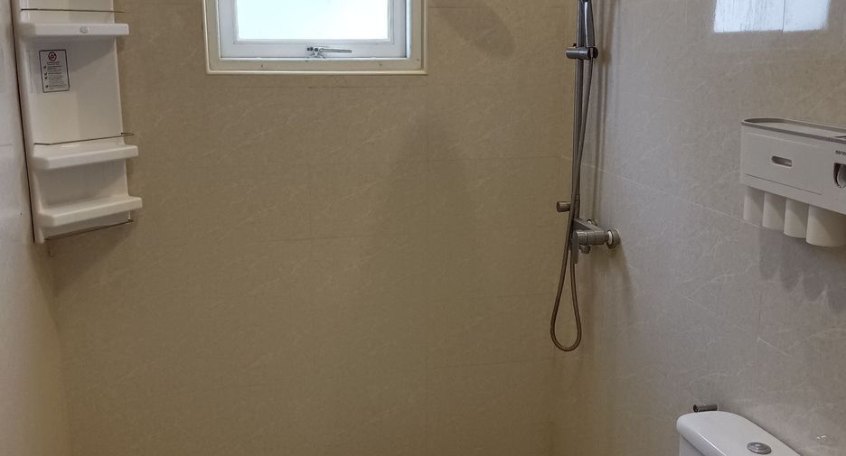Haus zum Kauf mit 3 Zimmer in Min Buri, Bangkok