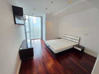 For rent 3 bedrooms condo in Pathum Wan, Bangkok