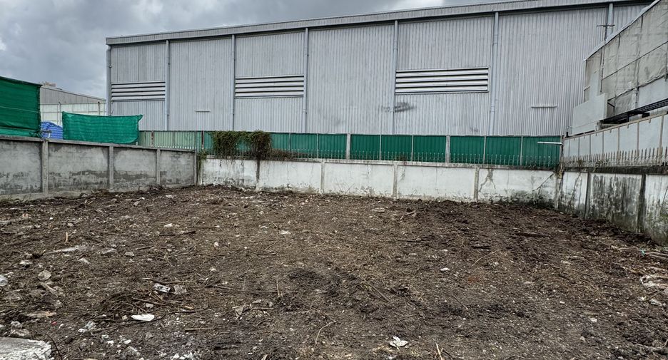 Terreno en venta en Bang Na, Bangkok