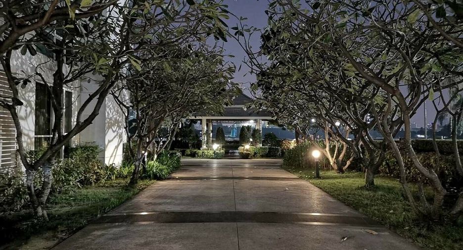 For rent 1 bed condo in Rat Burana, Bangkok