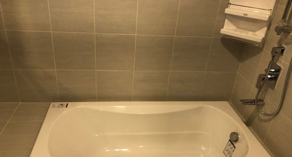 Condo en venta y en alquiler de 2 habitaciones en Khlong Toei, Bangkok
