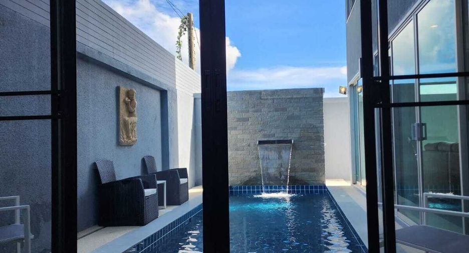 À louer 3 chambres villa à Mueang Phuket, Phuket
