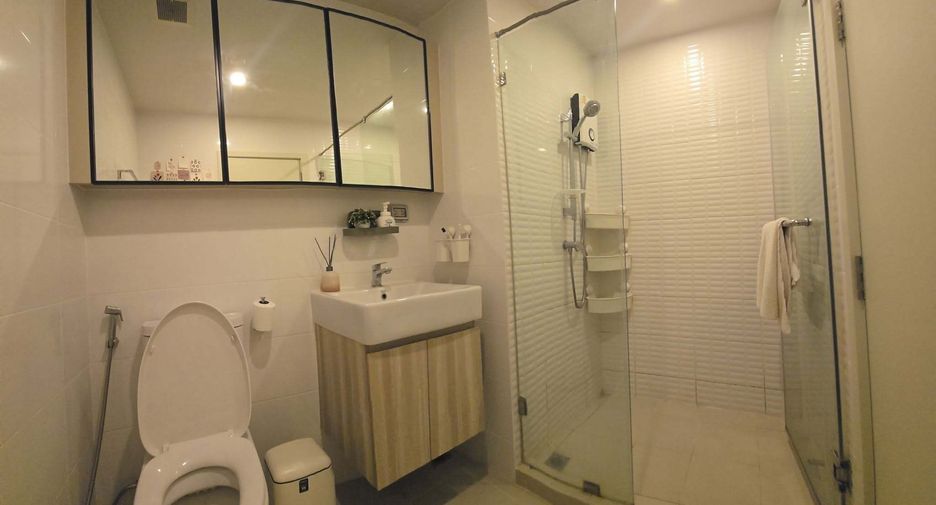 For rent 2 bedrooms condo in Chatuchak, Bangkok