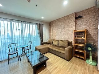 For rent 2 bedrooms condo in Yan Nawa, Bangkok