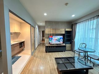 For rent 2 bedrooms condo in Yan Nawa, Bangkok