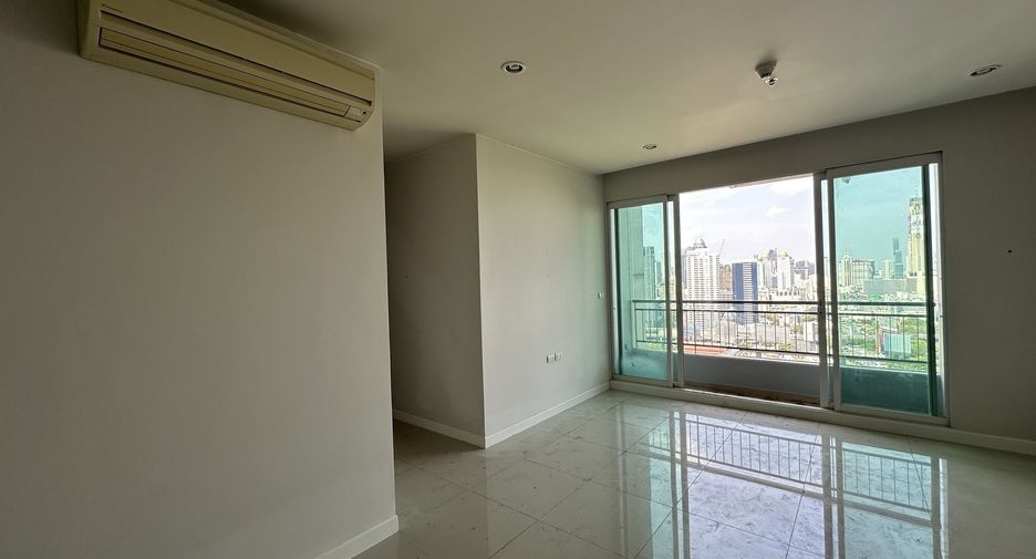 For sale 2 bedrooms condo in Watthana, Bangkok