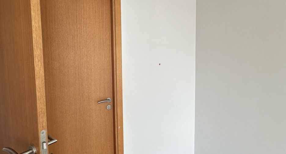 For sale 2 bedrooms condo in Watthana, Bangkok