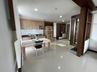 For rent 2 bedrooms condo in Khlong San, Bangkok