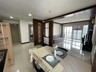 For rent 2 bedrooms condo in Khlong San, Bangkok