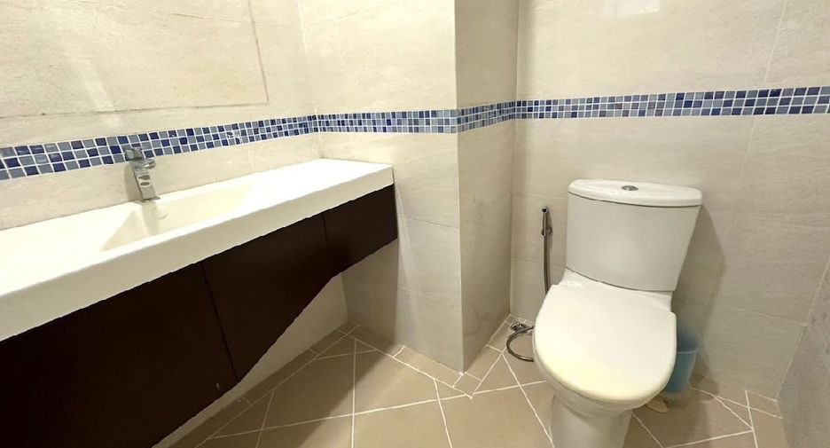 For rent 1 bed condo in Sathon, Bangkok