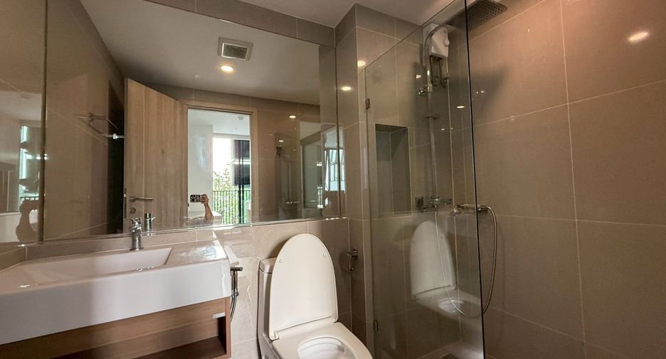 For sale 1 bed condo in Phra Khanong, Bangkok