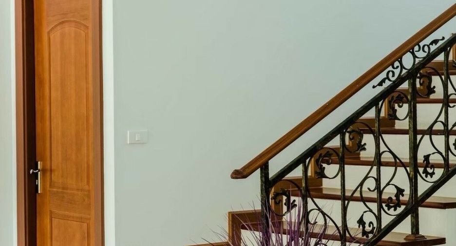 For rent 12 bedrooms house in Prawet, Bangkok