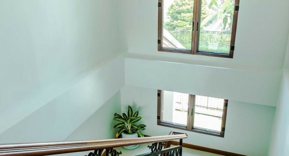For rent 12 bedrooms house in Prawet, Bangkok