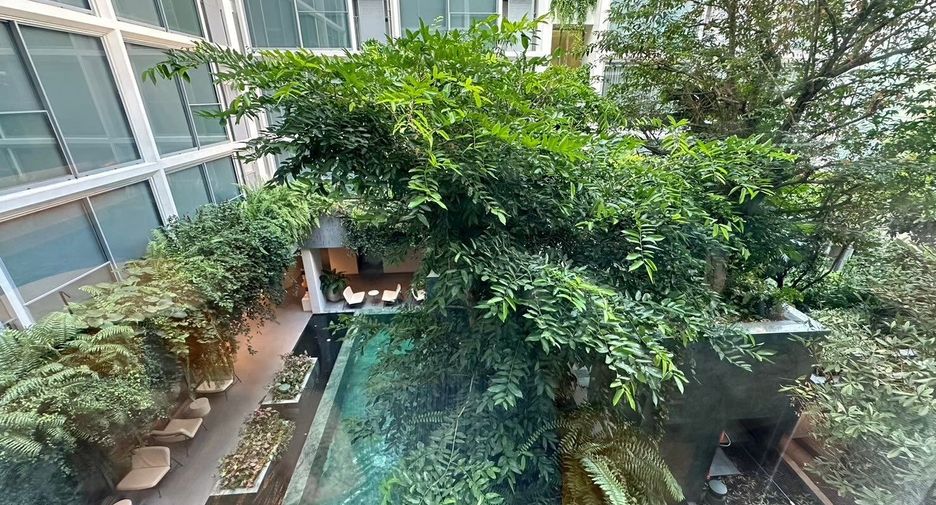 For rent 1 bed condo in Watthana, Bangkok