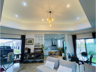 Casa en venta de 3 habitaciones en Mueang Phuket, Phuket