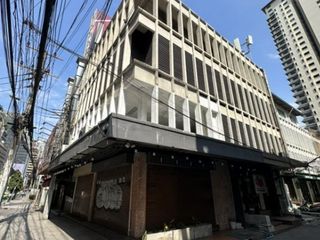 For rent 1 bed retail Space in Watthana, Bangkok