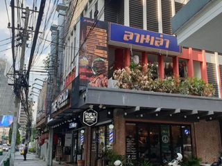 For rent 1 bed retail Space in Watthana, Bangkok