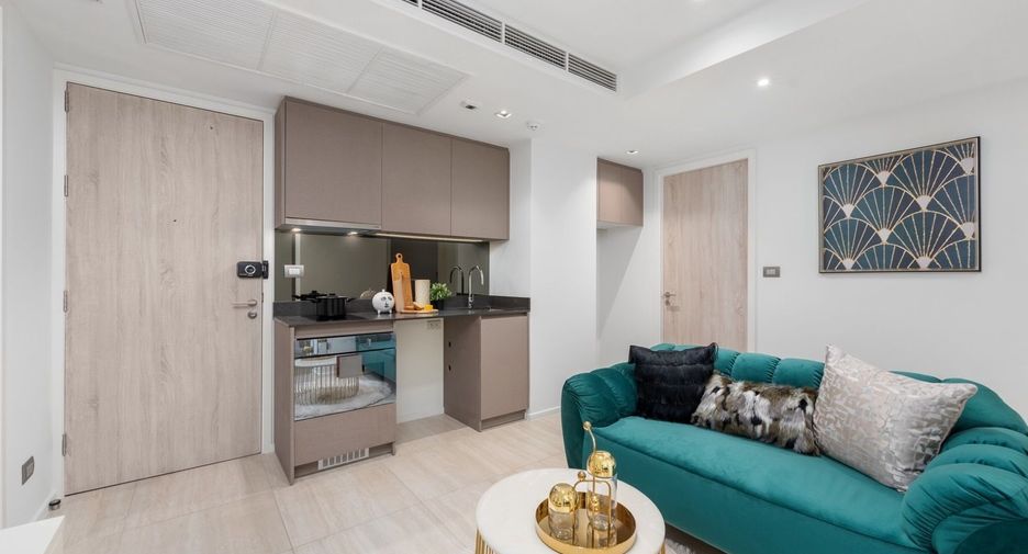 For sale 2 bedrooms condo in Khlong Toei, Bangkok