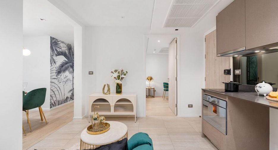 For sale 2 bedrooms condo in Khlong Toei, Bangkok