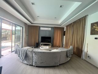 Villa zum Kauf mit 4 Zimmer in Mueang Phuket, Phuket