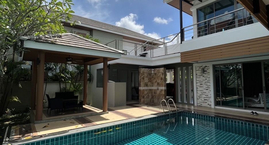 For sale 4 bedrooms villa in Mueang Phuket, Phuket