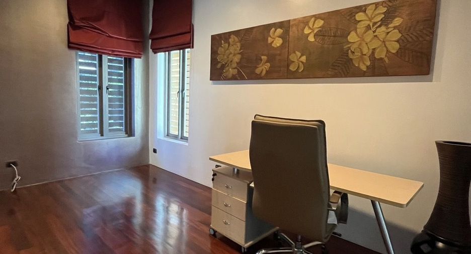 For sale 4 bedrooms villa in Mueang Phuket, Phuket