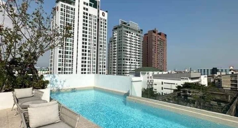 For sale 1 bed condo in Mueang Samut Prakan, Samut Prakan