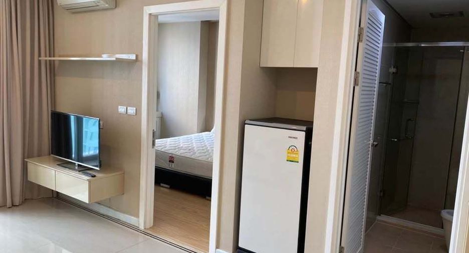 Wohnung zur Miete mit 1 Zimmer in Huai Khwang, Bangkok